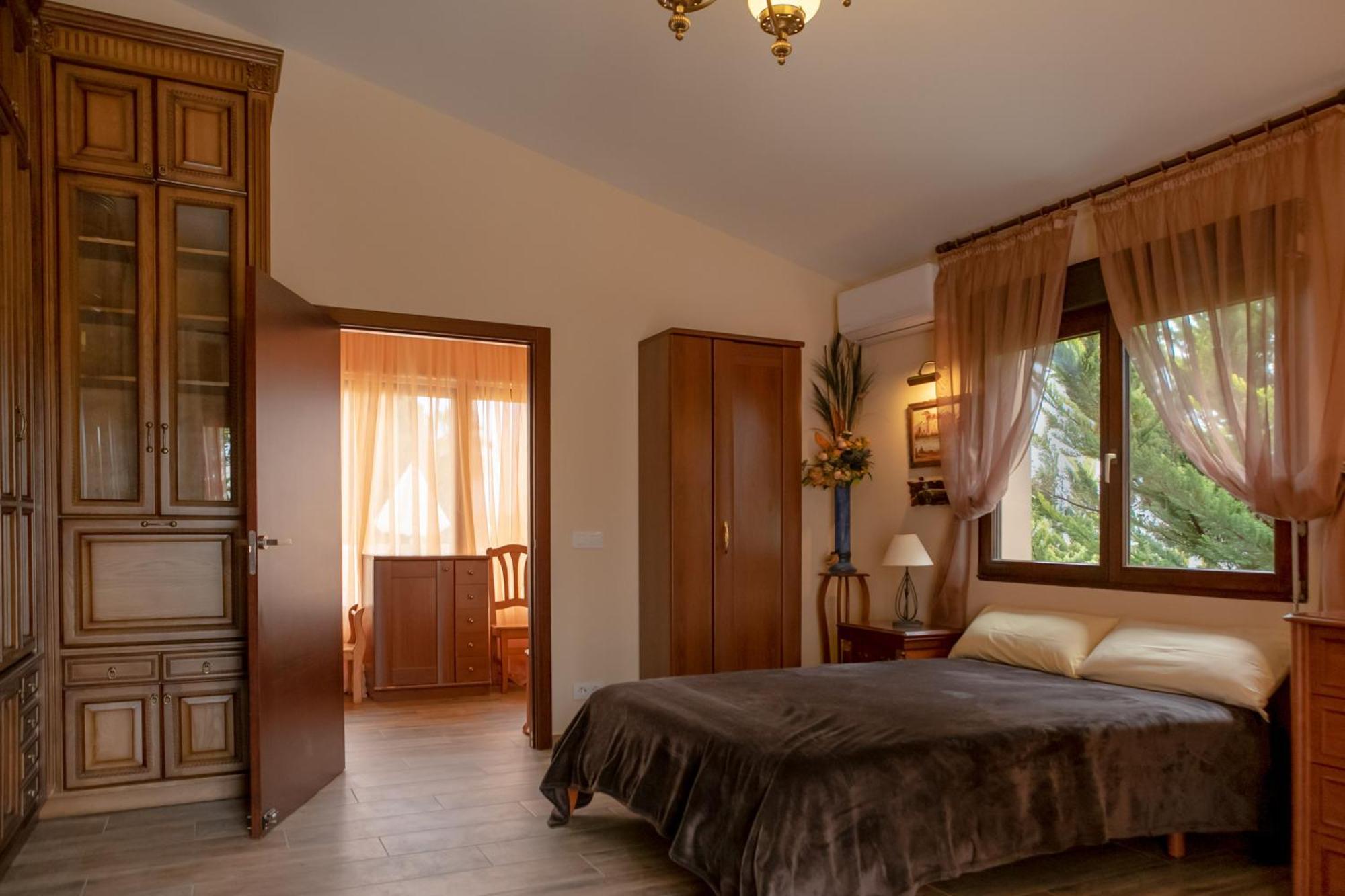 La Amistad Apartamento En Chalet Con Piscina Compartida กัลเป ภายนอก รูปภาพ